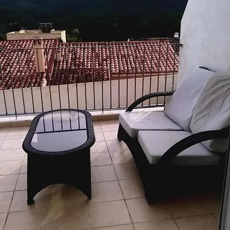 Chulillagreenhouse Appartement *